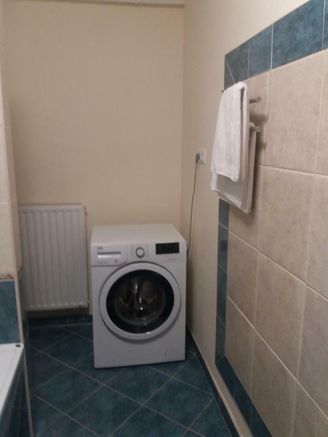 セゲドCentrum Apartmanアパートメント エクステリア 写真
